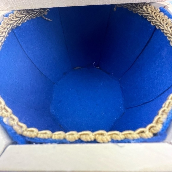 - Vintage Holly Hobbie (Type) Lined Basket Purse Handbag, W Bakelite ?Hand… - Picture 5 of 10